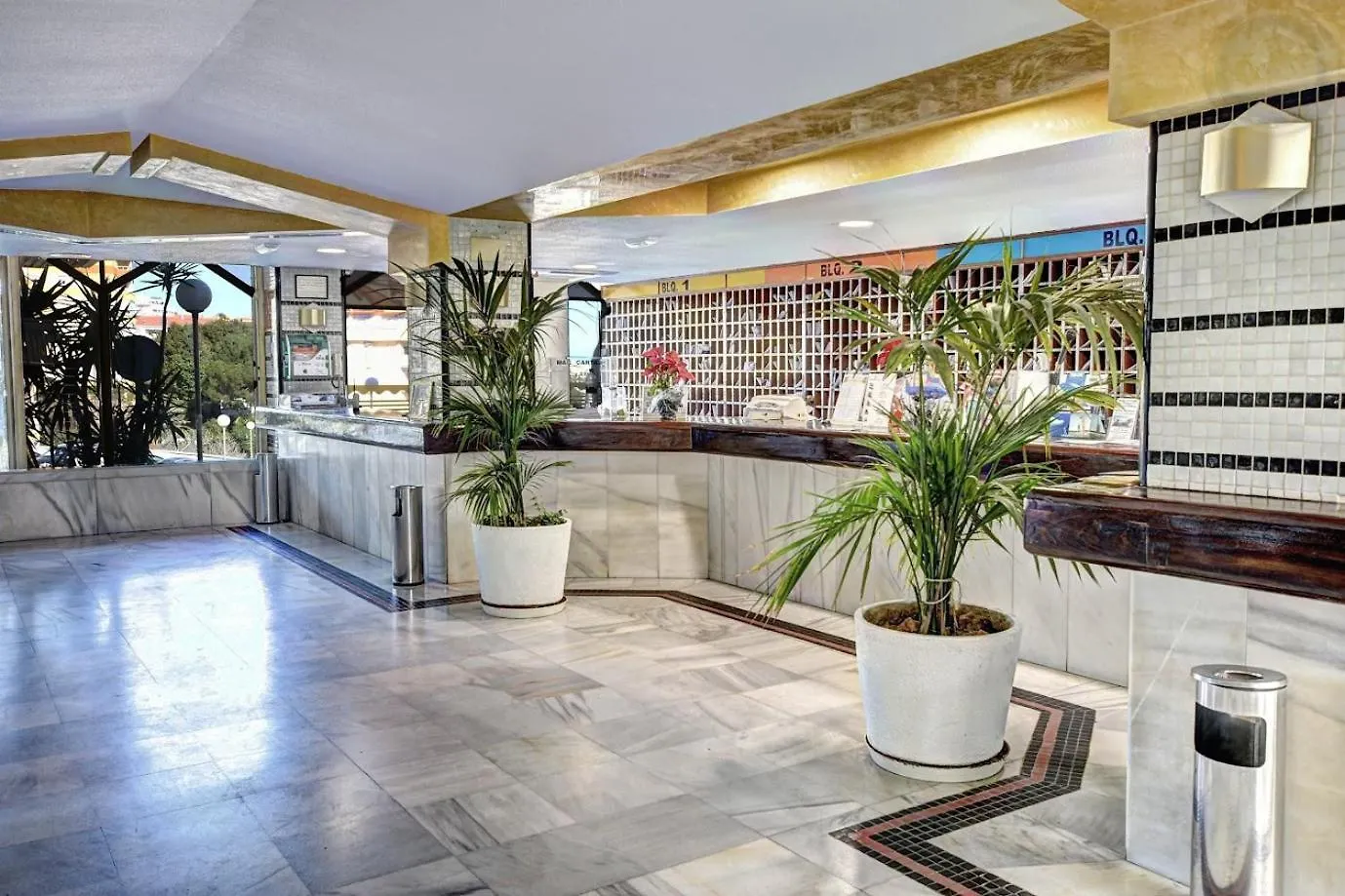 Sea Front Apartment With Large Terrace In Benalbeach Benalmadena